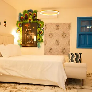 https://pousada-july_shakira.camposdojordaohotels.net